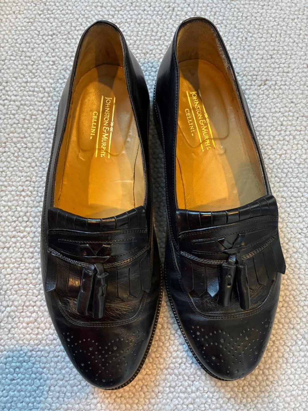 Johnston & Murphy Men’s Black Leather Tassel Loafers, Size 10.5 Wide